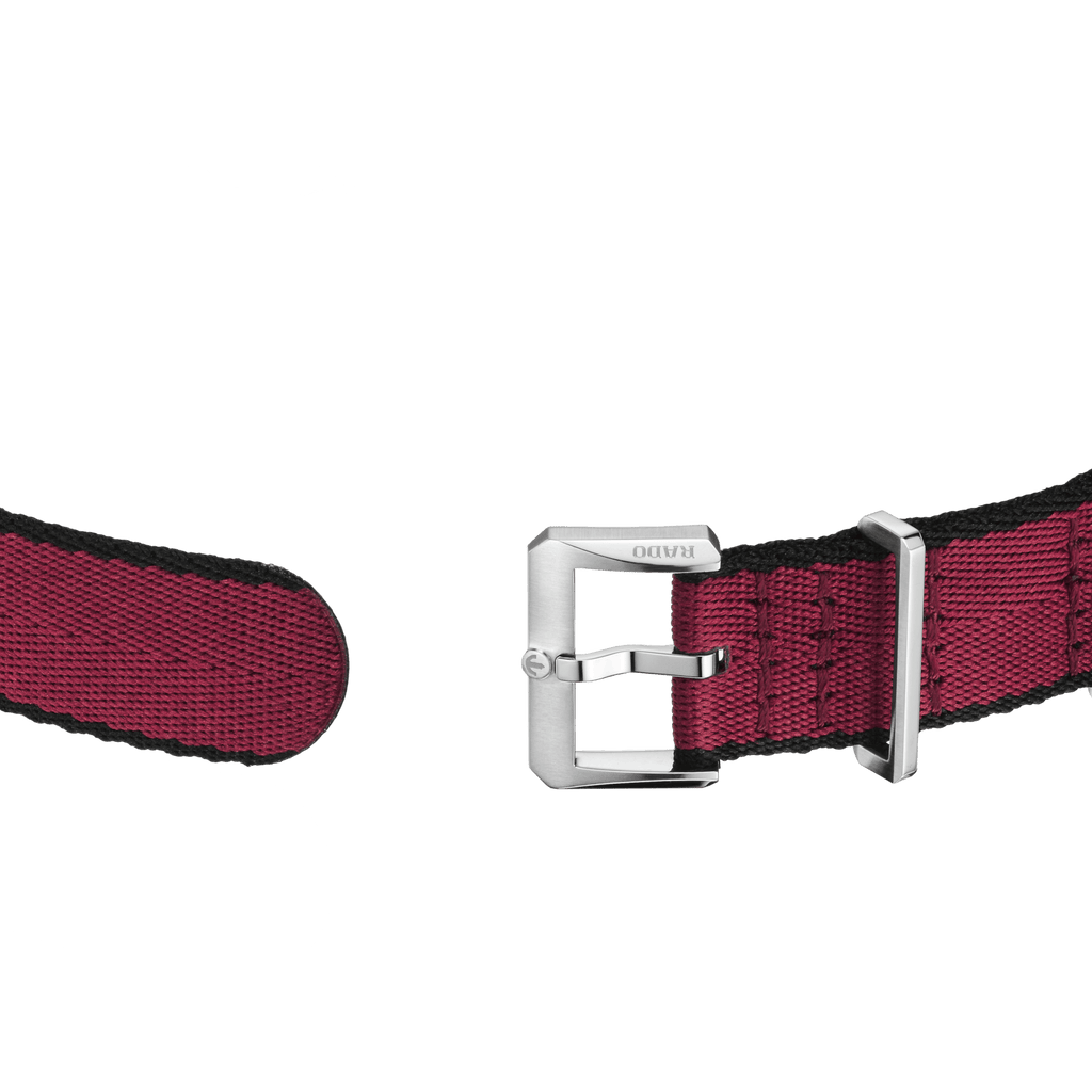 RADO Captain Cook Automatic 39mm Burgundy Dial Men's Watch R32223408